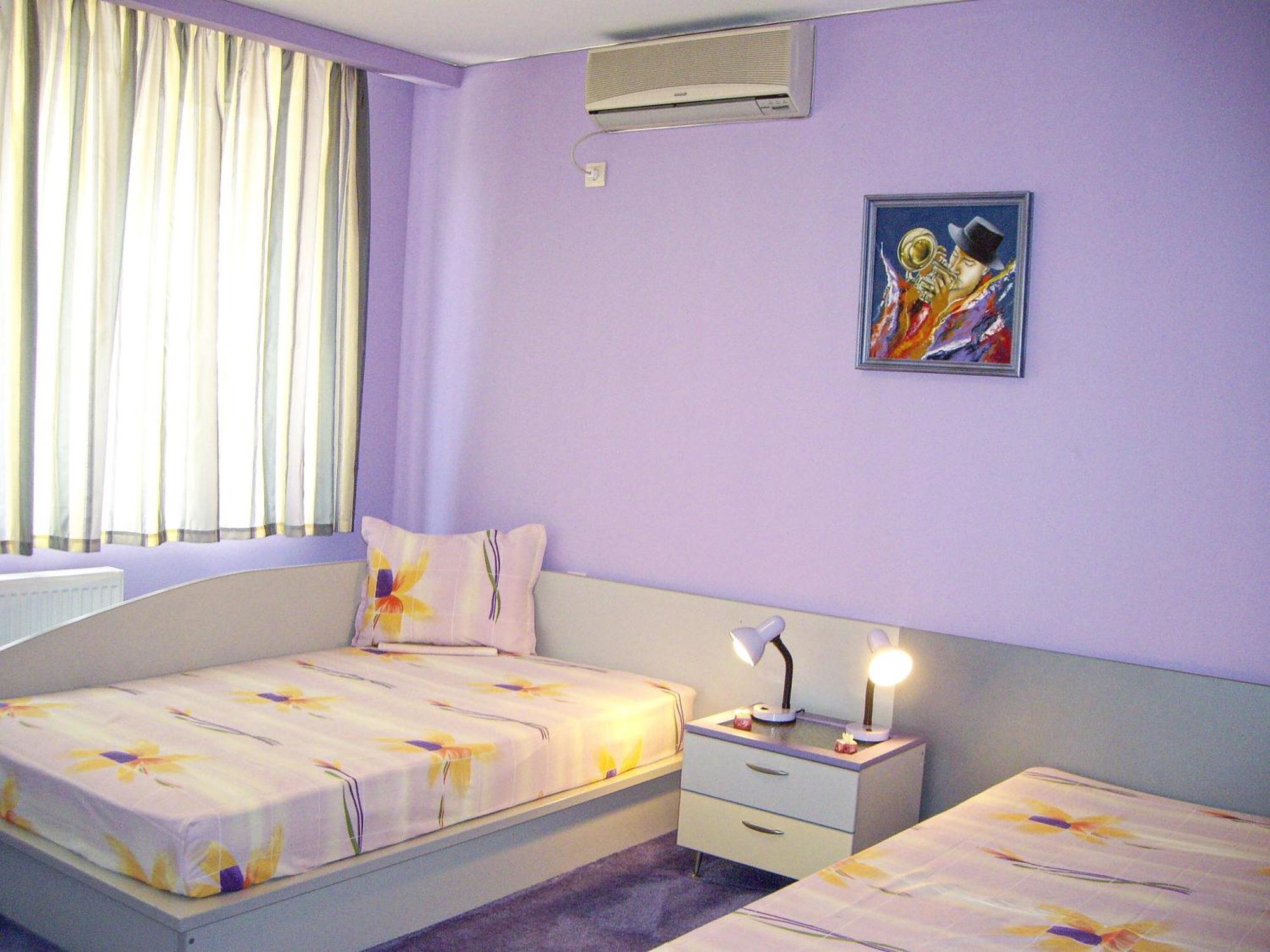 Family Hotel Mania Stara Zagora Bagian luar foto